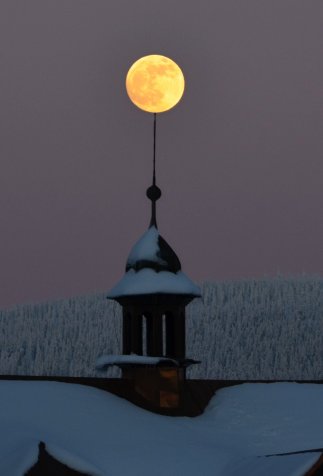 ZUZKA VĚŽ ZAOSTŘENO